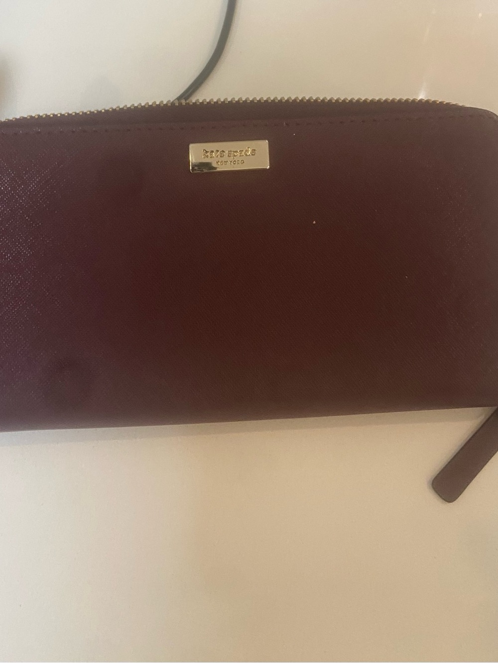 kate spade Saffiano Zip Wallet in Burgundy
